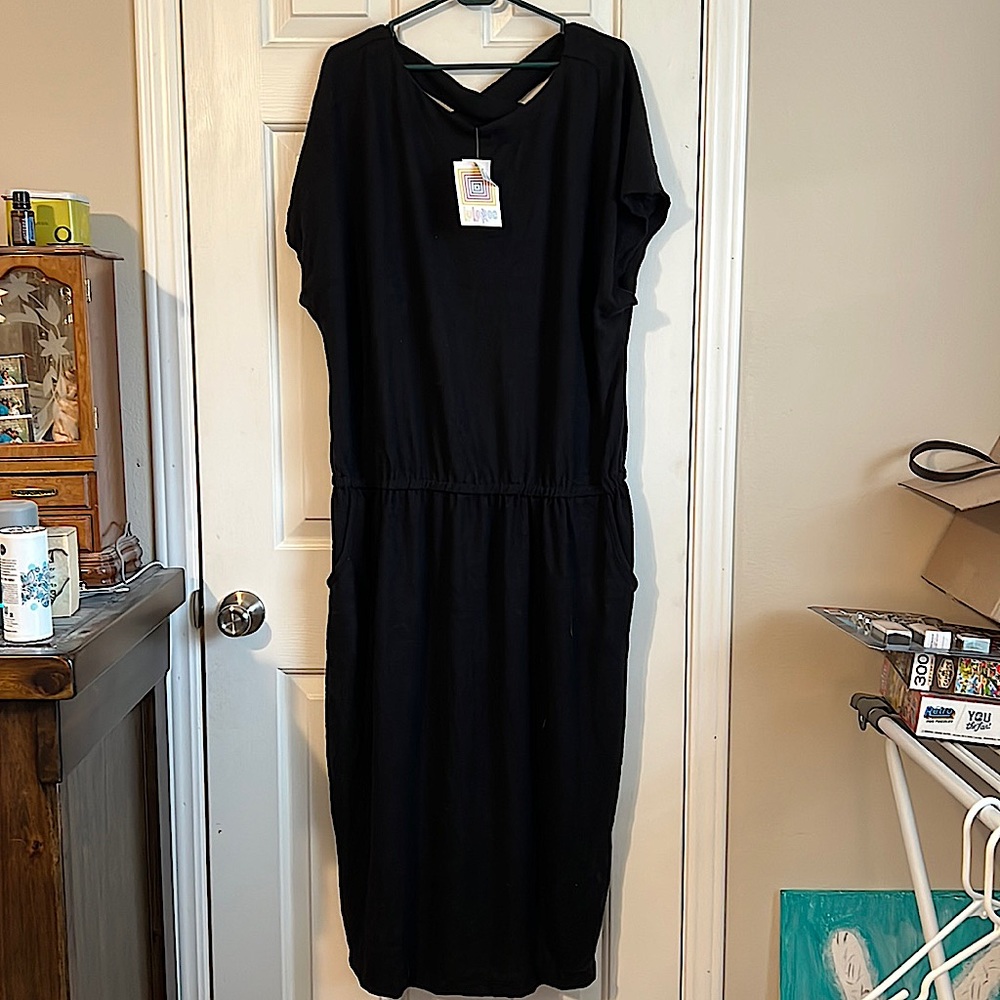 NWT Lularoe Isla Dress - 2xl